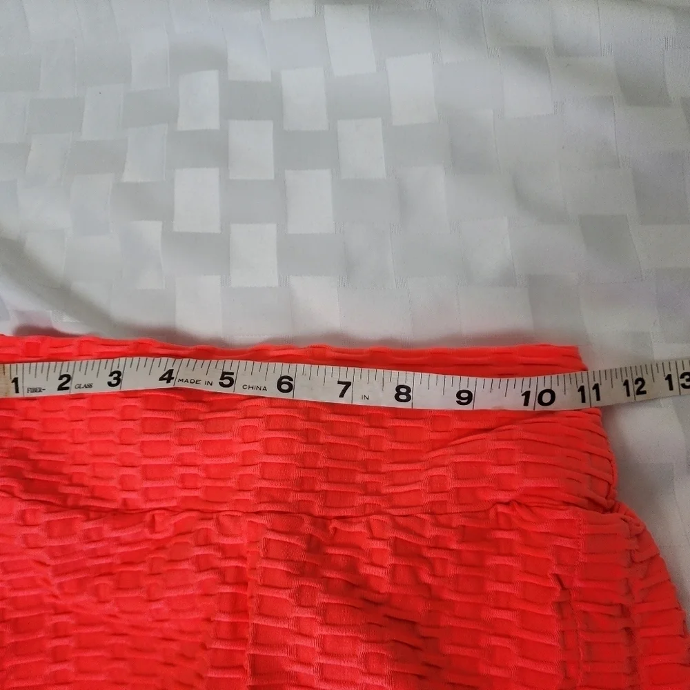 ZLYJ Sports Yoga Orange  Jacquard Shorts Women's  Size S NWOT